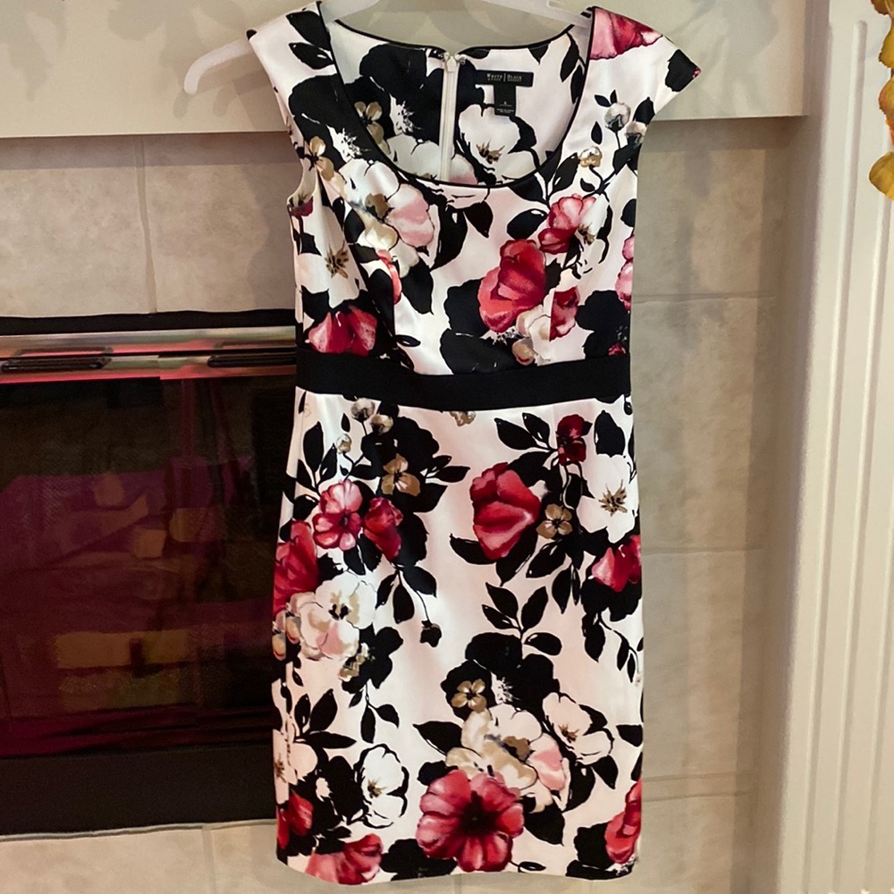 White House black market floral cocktail dress